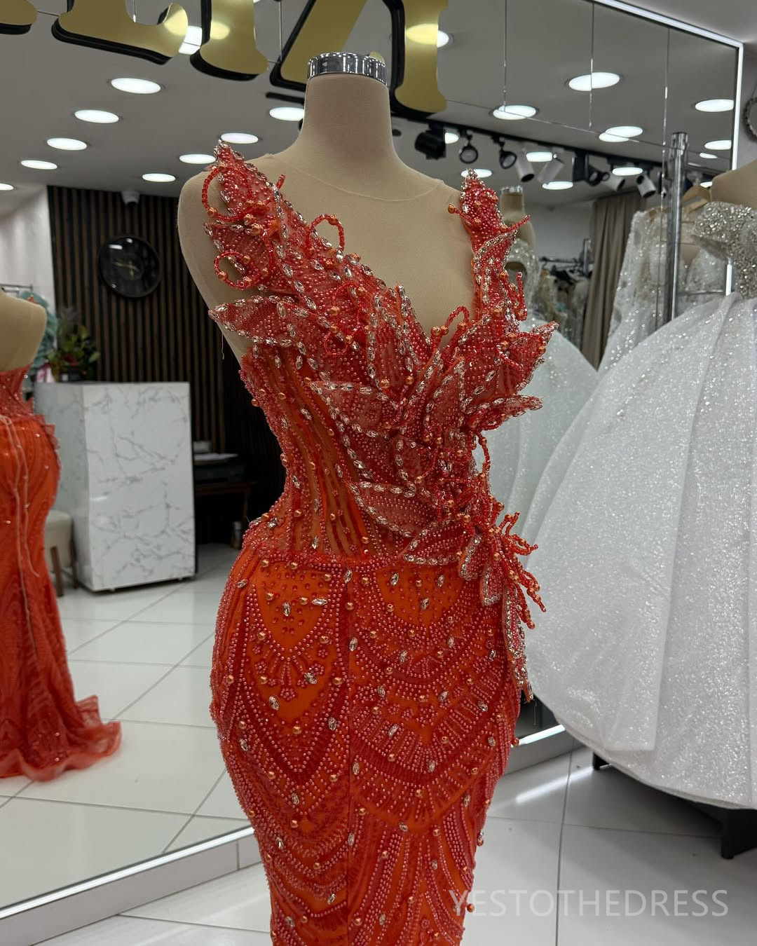 2025 Aso Ebi Orange Prom Dress Mermaid Prom Dresses Evening Formal Gowns V Neck Flora Crystals Beaded Lace Birthday Dress Second Reception Gowns AM234