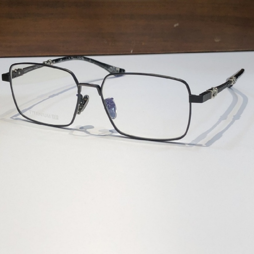 High Quality Men optical glasses Classic Luxury Designer Women eyeglass Titanium Punk Business Design Prescription Spectacle Frames with box 8174 SIZE