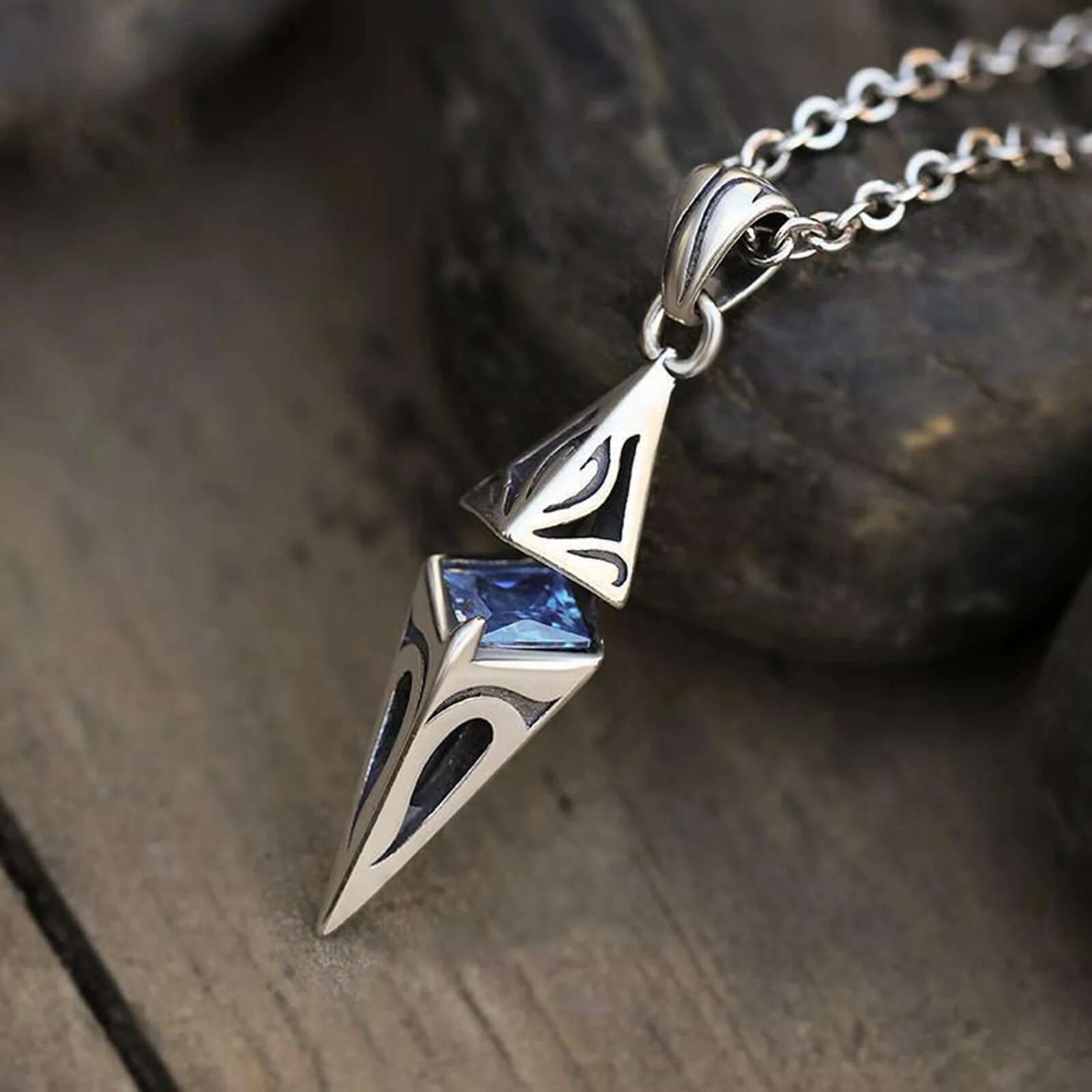 Men's Vnox stainless steel necklace with blue stone