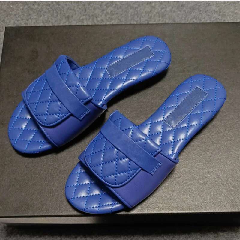 2025 New counter quality leather women's shoes small fragrance, Velcro thick soled slippers