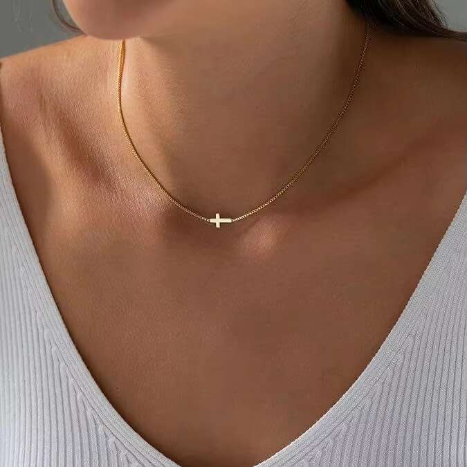 Gilded stainless steel pendant women's jewelry fashionable collarbone chain cross non diagonal neck necklace