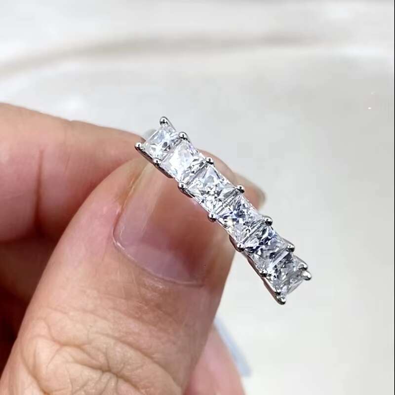 Explosive Models Fashion Design Jewelry S925 Silver Princess Cut Moissanite Diamond Ring for Women Jewelry Gift
