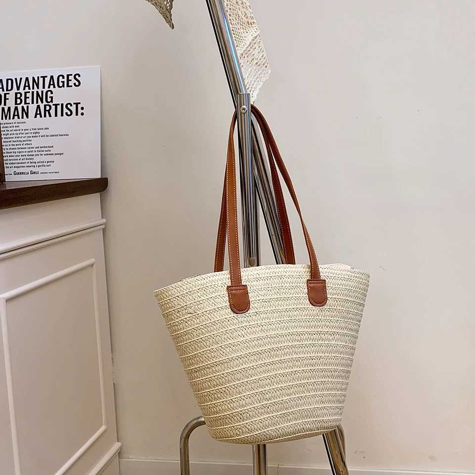 Womens Straw Woven Beach Bag Large Capacity Shoulder Tote Summer Fashion Designer Shopper Handbag Lightweight BasketW250512