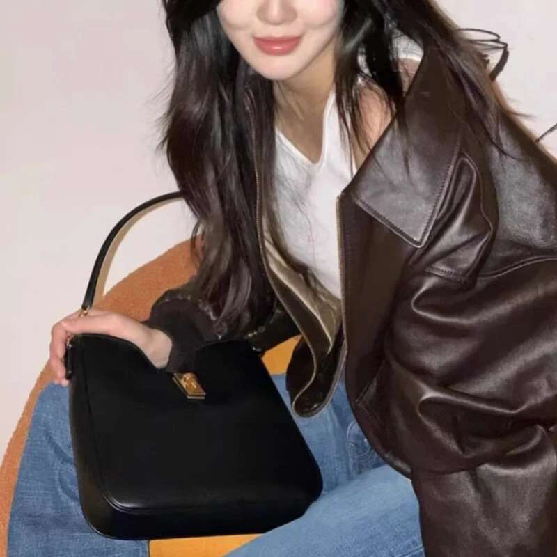Brand Design Lock Buckle Shoulder Women Genuine Leather Elegant Commute Handbags Concise Fashion Bucket Bags 2025