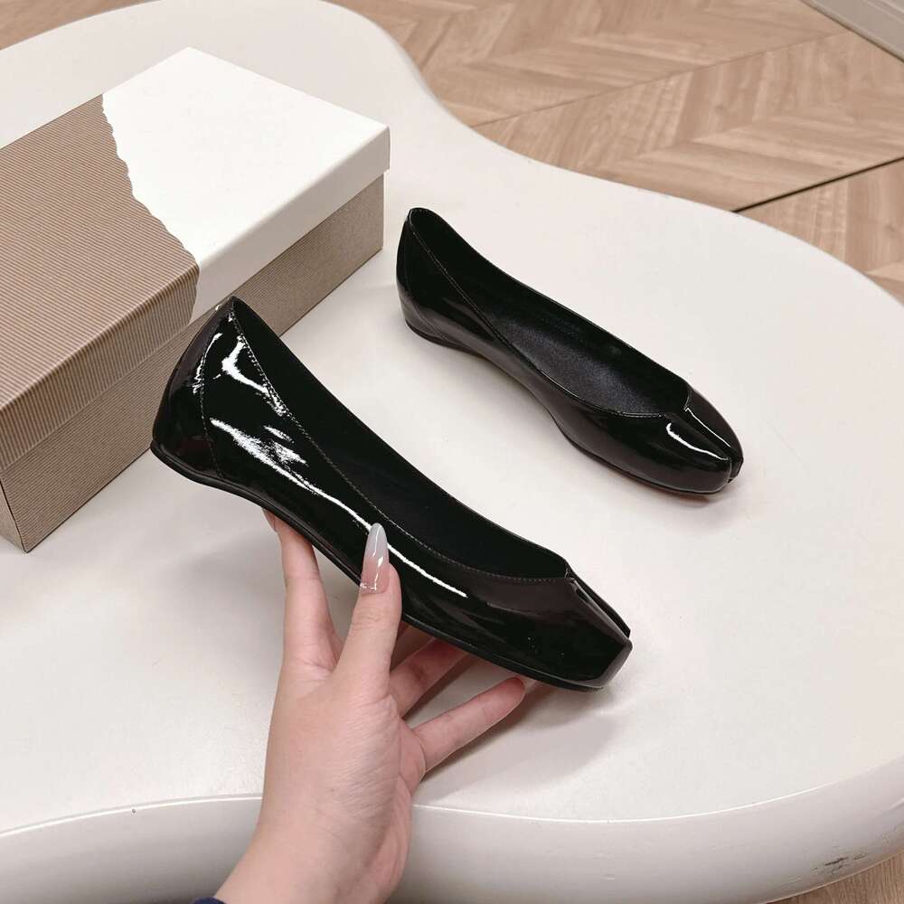 Women Size35-41 Patent Leather Ballet Flats Solid Colors Leisure Low Heels Round-Toes Designer Shoes Zapatillas De Mujer