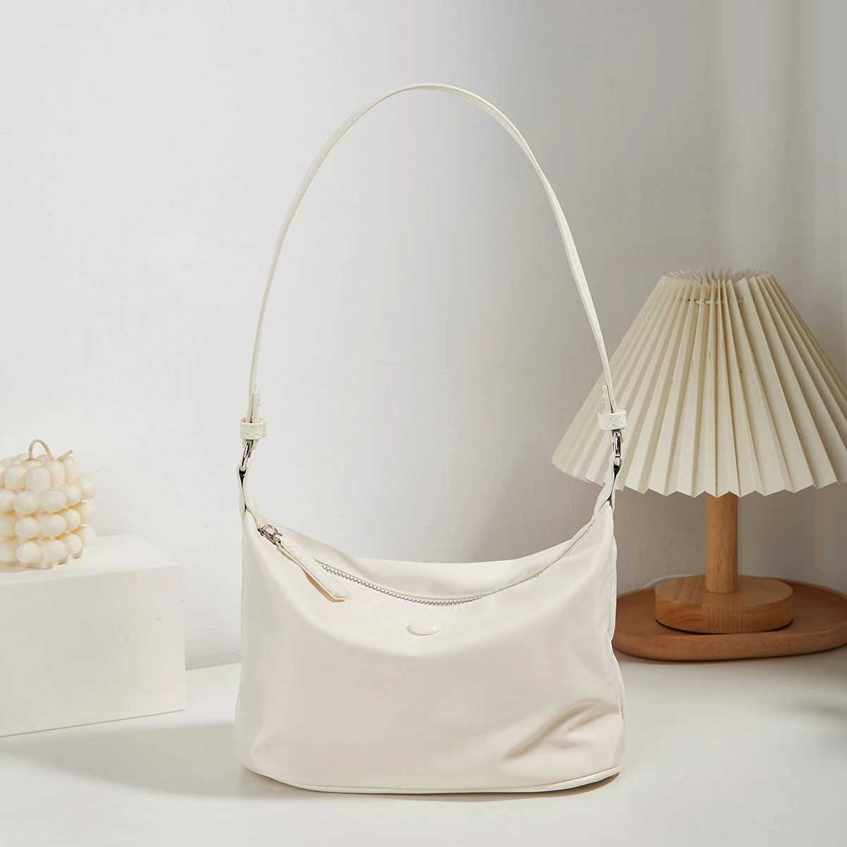 New womens fashion versatile handbag trend single shoulder bag casual simple solid color small square bagW250512