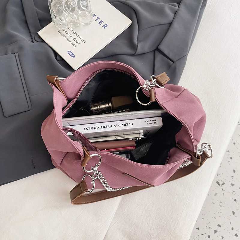 Nylon Solid Color Large Capacity Tote Bag Fashion Chain One Shoulder Womens Bag Minimalist Commuter BagXJ250512