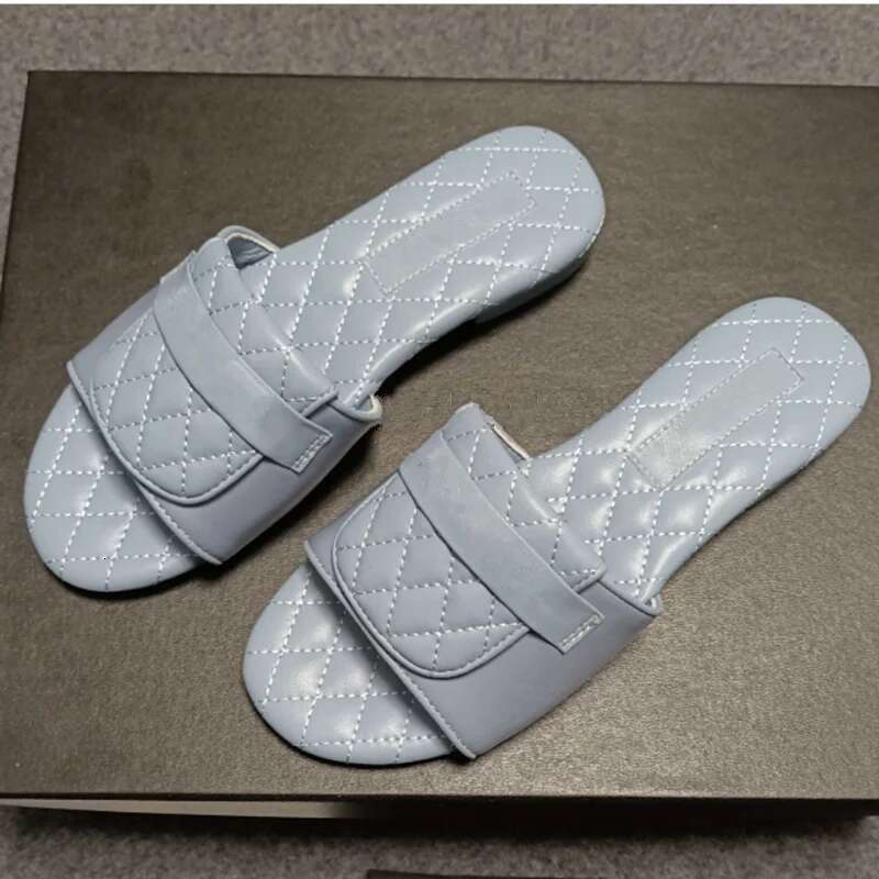 2025 New counter quality leather women's shoes small fragrance, Velcro thick soled slippers
