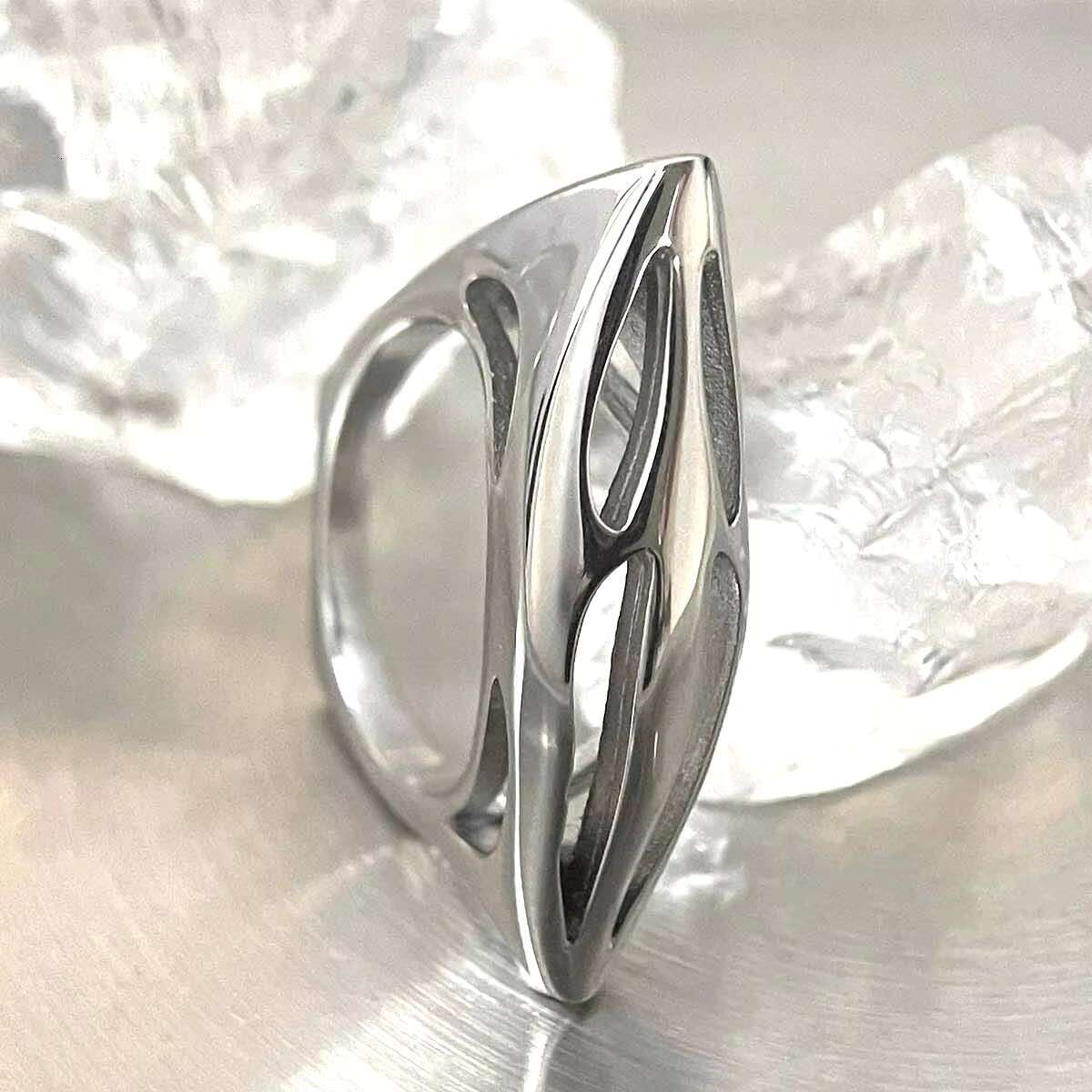 VAF COOL!! Fully Polished Spaceship Ring Stainless Steel Hollow Large Ring Komplet Polierter Raumschiffring