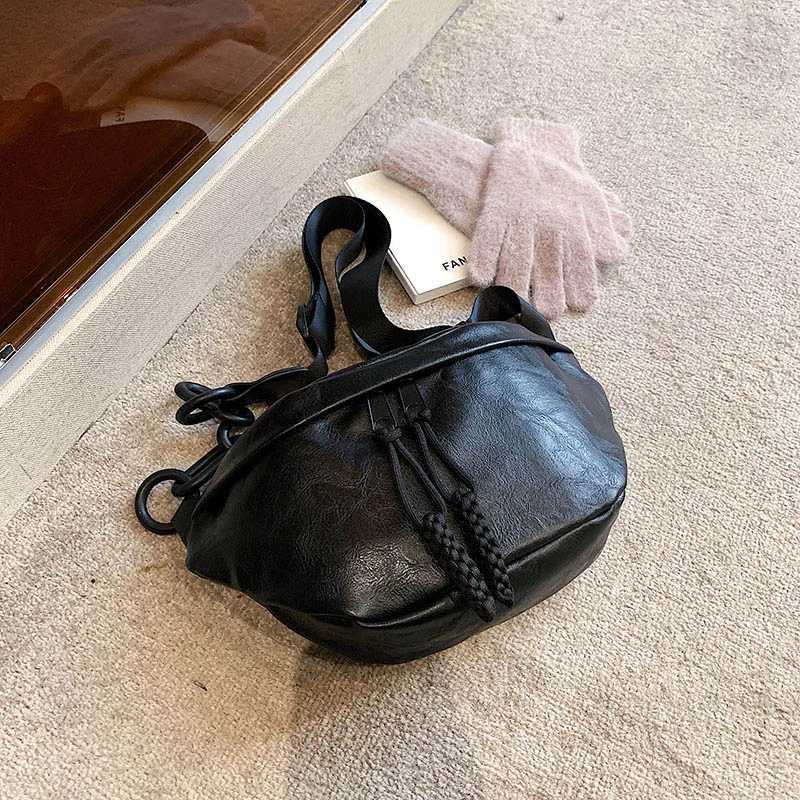 Fashion Soft PU Leather Waist Bag Ladies Fanny Pack High quality Shoulder Belt Purse Bags Fashion Designer Crossbody Chest BagsXJ250512