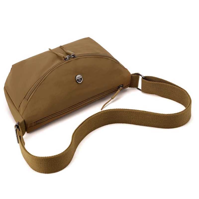 Luxury Designer Hobo Solid Color Satchel Womens Chest Bag with Wide Strap Nylon Waist Pack Fashion Fanny Shoulder BagXJ250512