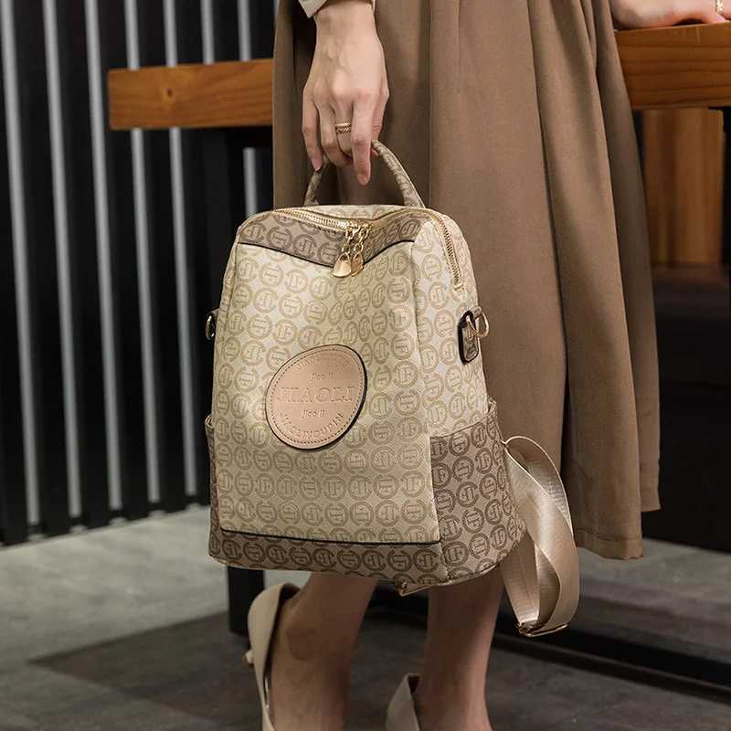 Fashionable European and American Large-Capacity Womens Backpack Versatile Travel Womens Shoulder Bag Printed Decoration Z250512