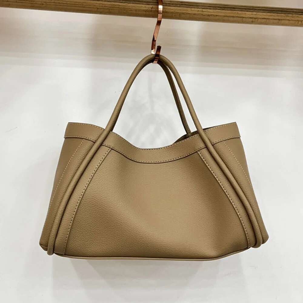 Leather Tote And Pouch Women Large Capacity Shoulder Handbag Versatile Crossbody Clutch Commuting Bag