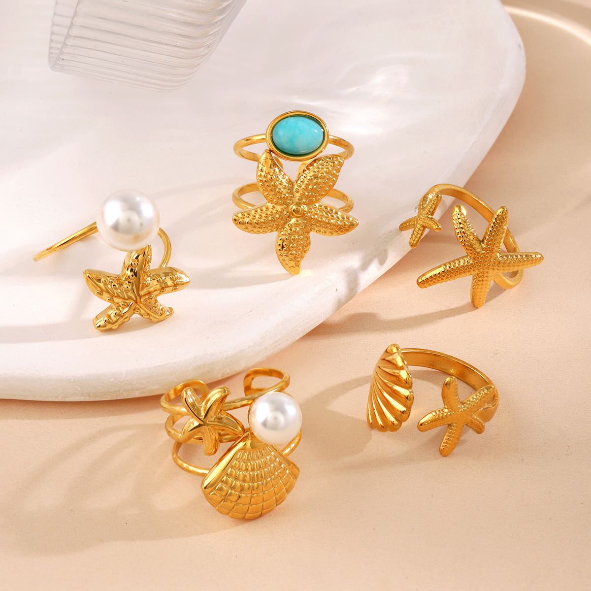 Fashionable and trendy summer beach vacation style starfish shell women's ocean element pearl open ring