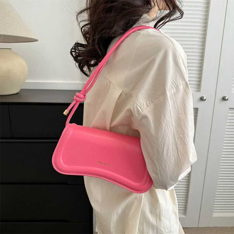 New Fashion Female Handbags PurseWomens PU Bags Leisure Armpit Bag Shopping Shoulder Tote Underarm Handbag Popular Hand BagsXJ250512