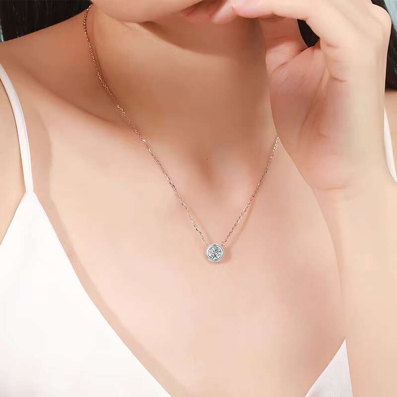 Bestselling women's fashion wedding sier boutique jewelry moissanite necklace