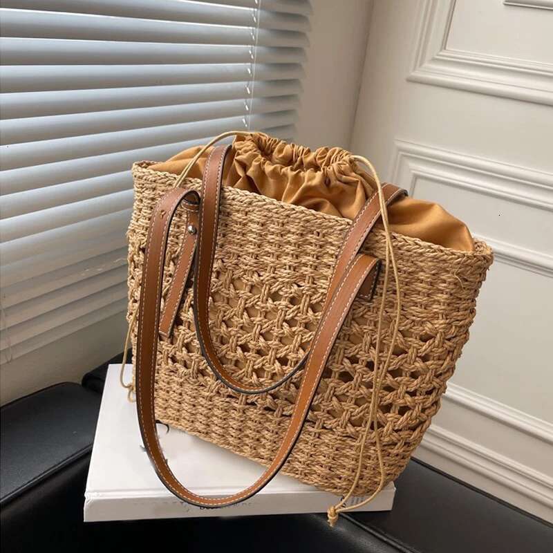 Designer Casual Rattan Wicker Tote Bag Large Capacity Woven Women's Summer Beach Straw Handbag Lady Travel Big Basket
