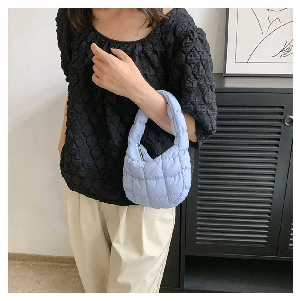 Puffer Tote Bag for Women Shoulder Bubbles Cloud Bag Winter Puffy Handbag Purse Top Handle Bag Designer Pleated Clutch BagW250512