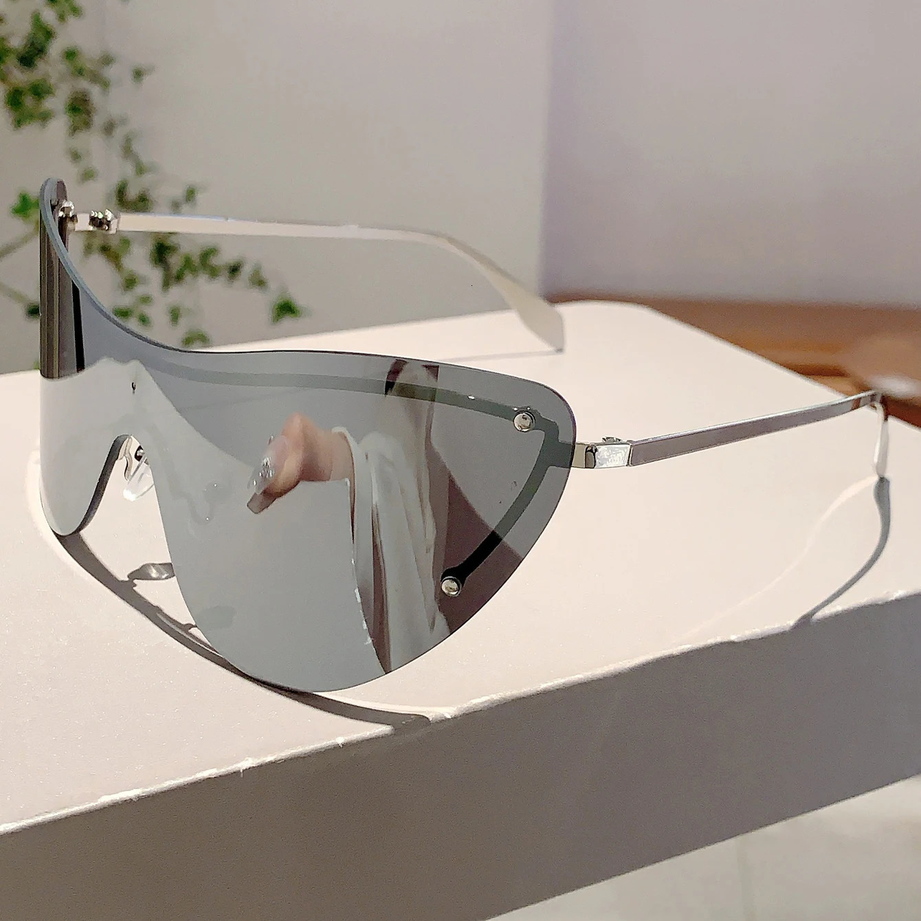 KAMMPT Retro Rimless Metal Shades Y2K Futuristic Decor Womens Sunglasses Ins Punk Ladies Sun Glasses for Hiking Beach 250512