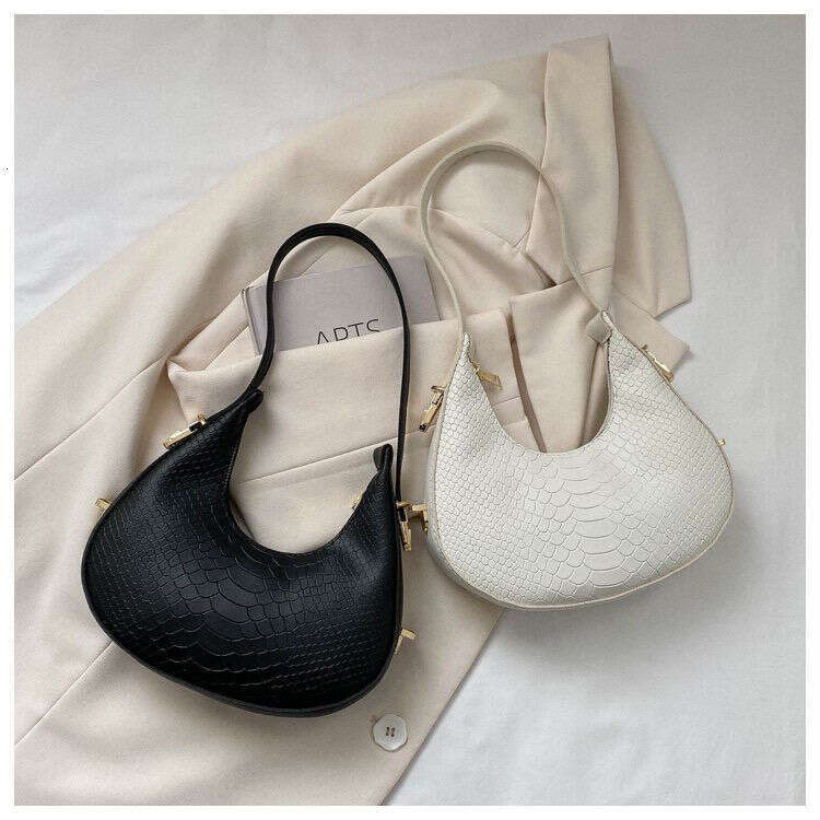 2023 Summer Collection: New Underarm Handheld Small Bag, Casual Commuting Women's Bag