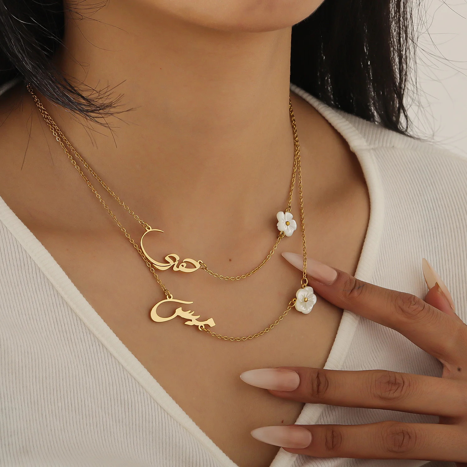 Custom Arabic Name Necklace Personalized English Mother-Of-Pearl Flower Pendant Name Exquisite Jewelry Gift For Women 250512