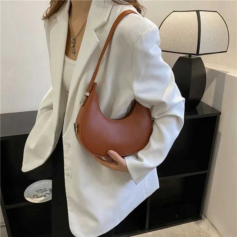 Underarm Tote Bags for Women Luxury Half Moon Hobo Bag Lady Brand Shoulder Bags PU Leather Armpit Clutch Handbag and PurseXJ250512
