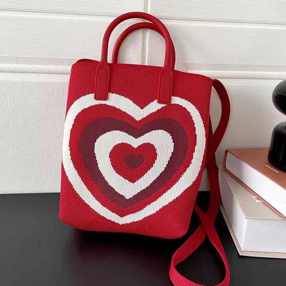 Fashion Knit Handbag Women Tote Shoulder Bag Heart Color Contrast Female Crossbody Bag Portable Ladies Beach Handbag ShoppingBagW250512