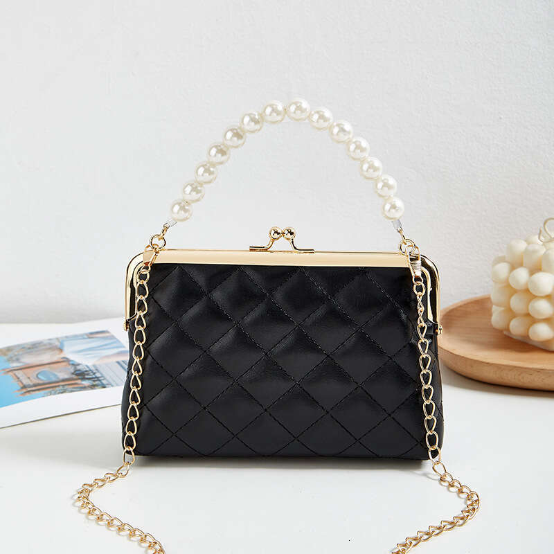 Embroidered Pearl 2023 Ladies Handbag Fashionable Women's Bag Diamond Grid