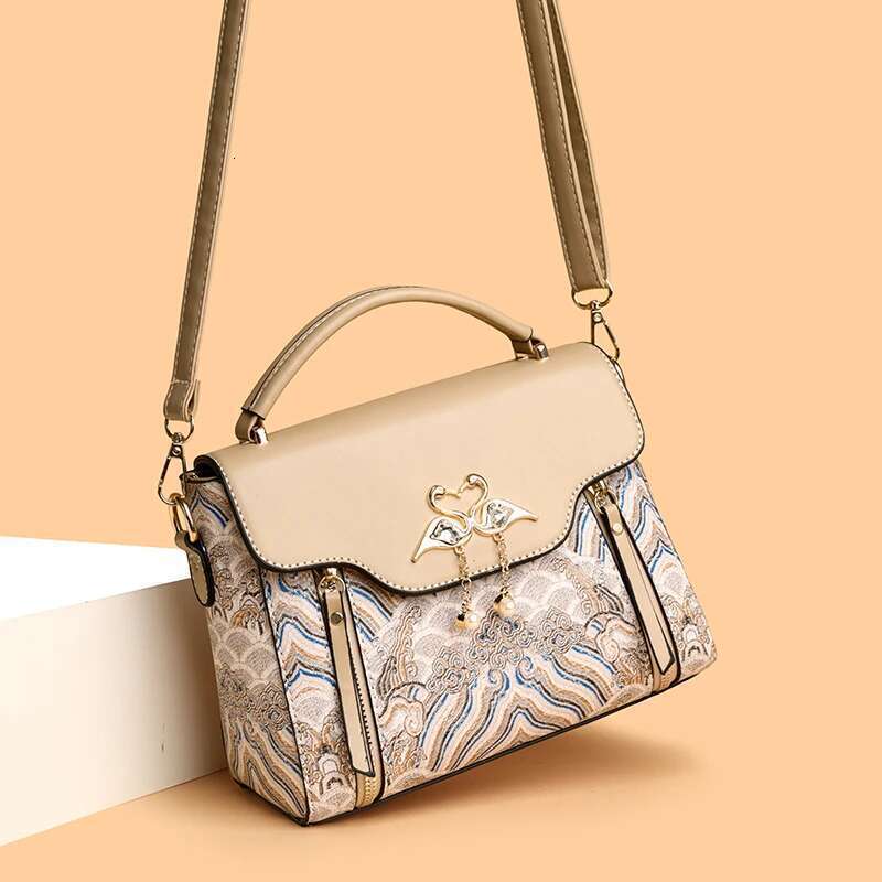 New Embroidered Color Contrasting Women's Handbag Versatile Single Shoulder Slant Cross Texture Stylish Daifei Bag