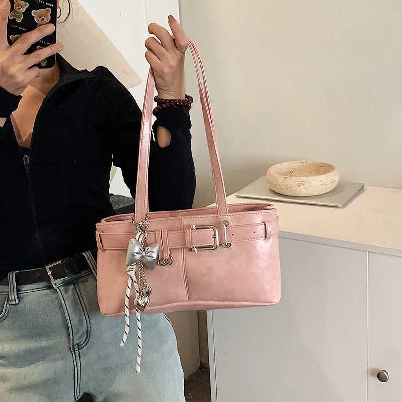 Shiny Leather Retro Handbag For Women Korean Brand Fashion Underarm Bag Commuting Large Capacity Shoulder Bag With Bow Pendant Z250512