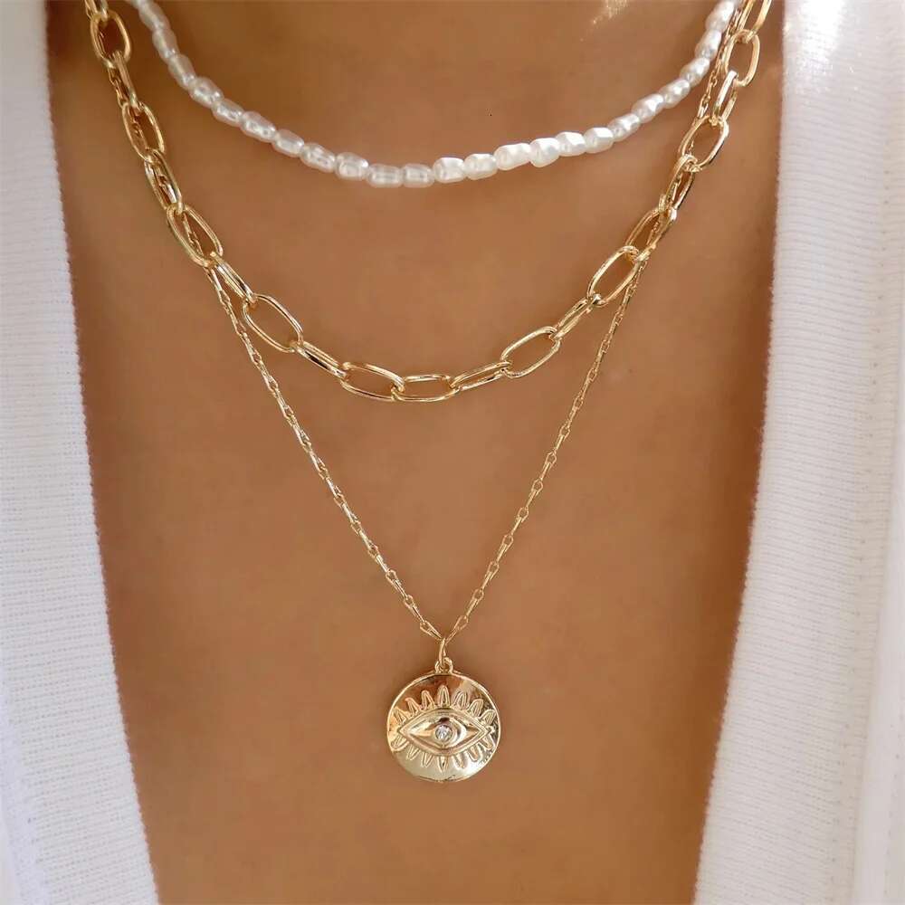 MAA-OE Multi-layer gold crystal necklace