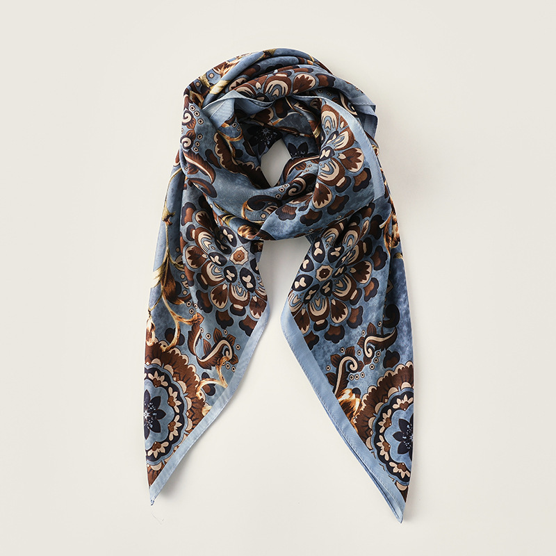 queen of the word 2 Temperamental and versatile floral print scarf Simulated silk scarf Versatile printed scarf