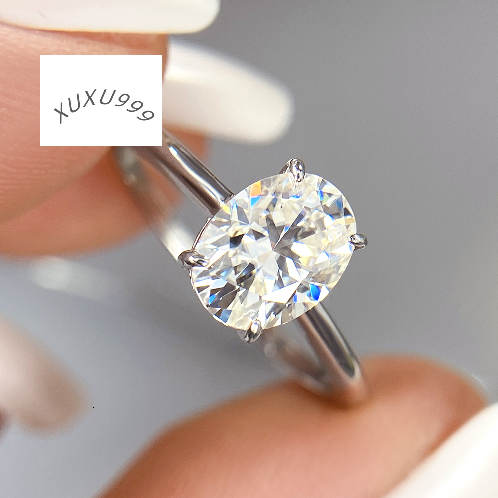 FOXI Vintage Oval Diamond Engagement Ring Unique 925 Sterling Silver Moissanite Wedding Ring Cluster Promise Ring for Women