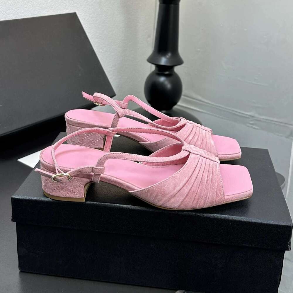 New Women Size35-41 Natural Kid Suede Sandals Med Heels Pumps Slingbacks Sewing Pleated Designer Shoes Zapatillas De Mujer