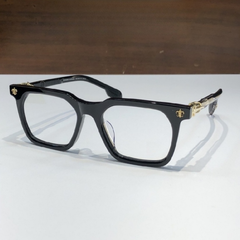 High Quality Men optical glasses Classic Luxury Designer Women eyeglass Titanium Punk Business Design Prescription Spectacle Frames with box 8266 SIZE