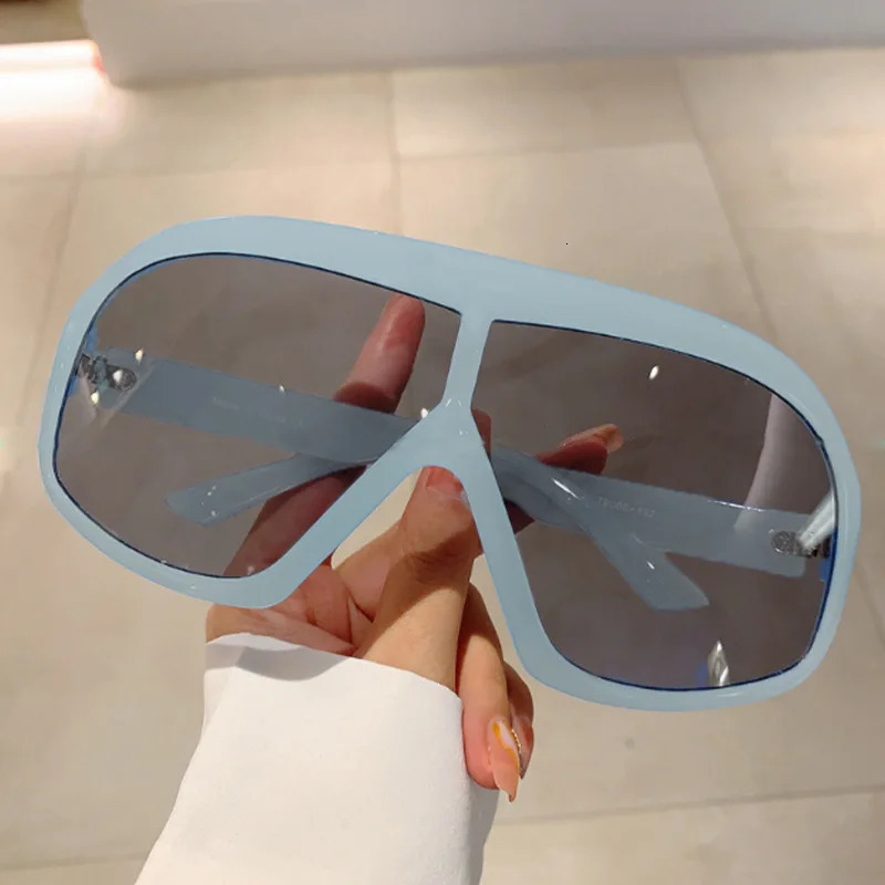 ner Punk Oversized Y2K Sunglasses Women For Men Trendy Sun Glasses Fashion Vintage y Big Frame Ladies Shades 250512
