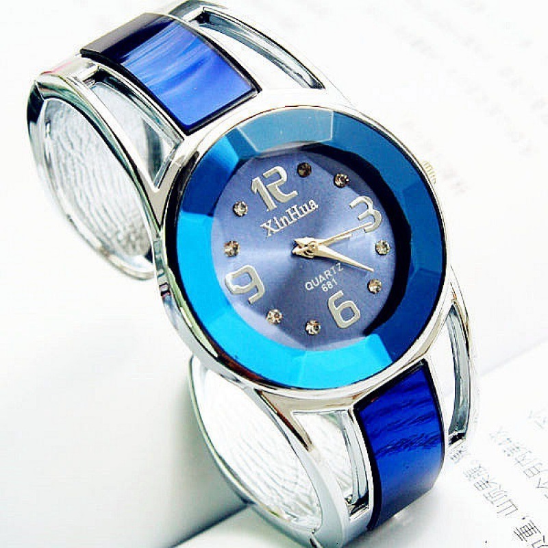 Korean fashion womens Bracelet Watch girls Glass Bracelet Watch creative Watch 230809