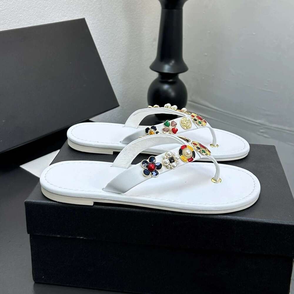 Women Genuine Leather Flip-Flops Low Heels Flower Slippers Summer Slides Leisure Flats Designer Shoes Zapatillas De Mujer