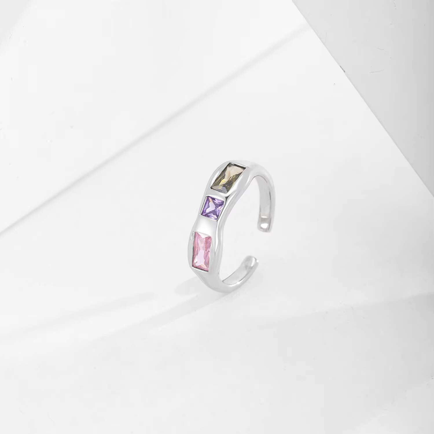 925 Sterling Silver Korean Version Joker Ring Inlaid Color Zircon Open Design Irregular Contrast Perfect Engagement Wedding Gift