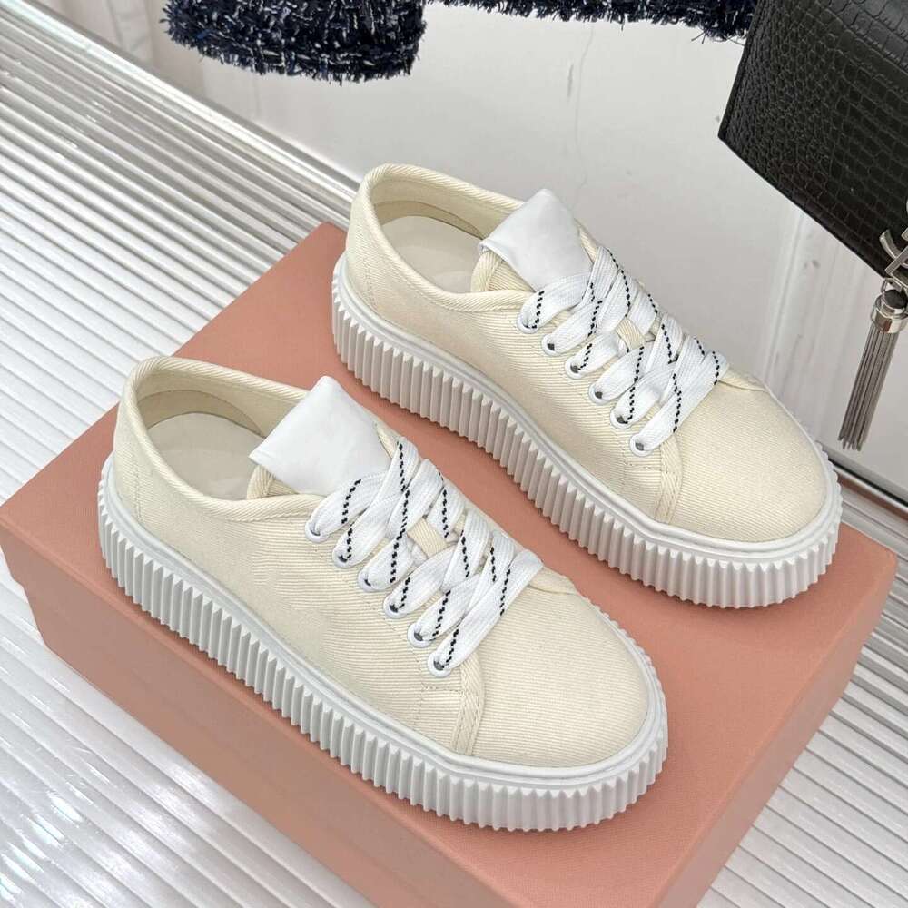 New Women Canvas Sneakers Flat Platform Sports Round Toes Flats Lace Up Solid Colors Designer Shoes Zapatillas De Mujer