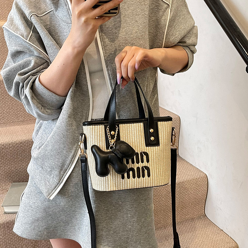 2025S Mini bag designer new popular handbag women trendy beach shoulder fashionable versatile woven crossbody bucket bag Fashion diagonal cross bag