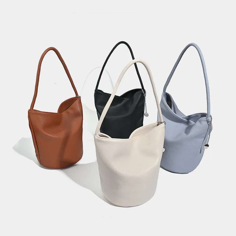 Pu Soft Leather Bucket for Women Simple Pebbled Shoulder Underarm Fashionable and Versatile Commuter Bag Handbag