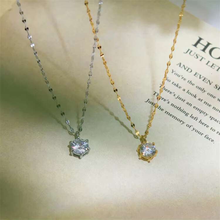 Simple and fashionable chain buckle necklace, stainless steel jewelry pendant, women's necklace