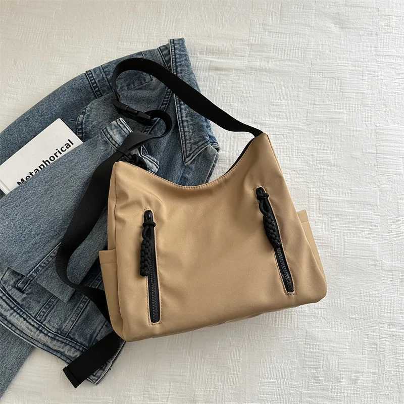 Large Capacity Womens Tote Bag Simple Solid Nylon Cross Bags Casual Handbags Fashion Designer Female Commuter Shoulder BagW250512