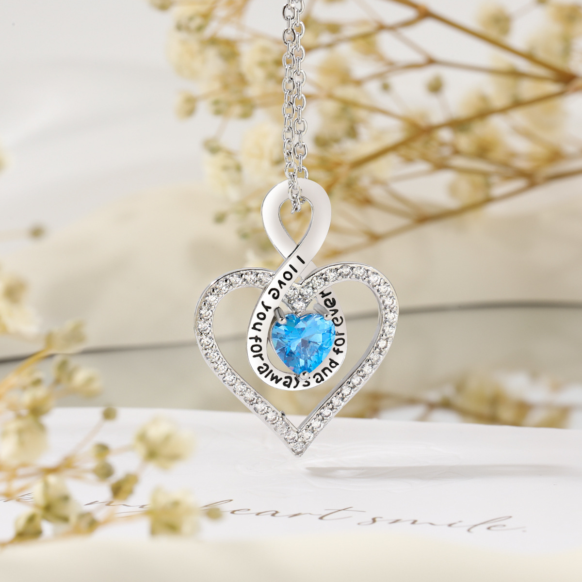 Elegant Handcrafted Jewelry Piece: Classic Heart-Shaped Amulet Necklace Set