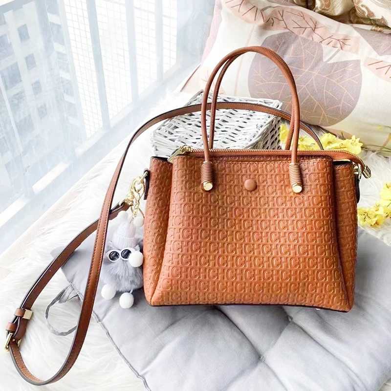 CH Letters Design Temperament Womens Bag Fashion Design Sense Hundred Womens Bag Shopping Handbag Elegant Crossbody Z250512