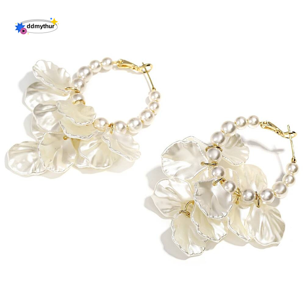 AENSOA Korean White Acrylic Flower Pearl Hoop Earring for Women Fashion Petal Floral Pendientes Earrings Statement Jewelry 2024 ddmythur