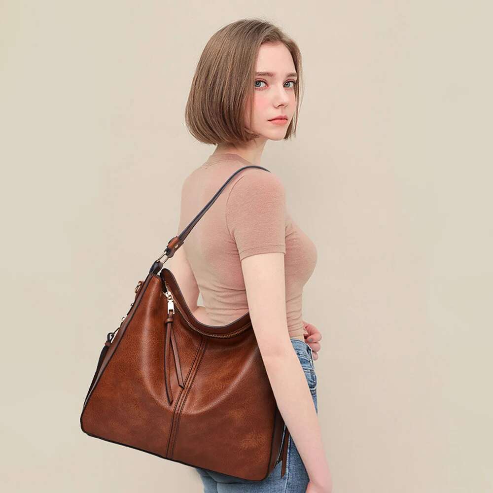 New Summer European And American Fashion Retro One Shoulder Oblique Straddle Tote Bags Women's Bag