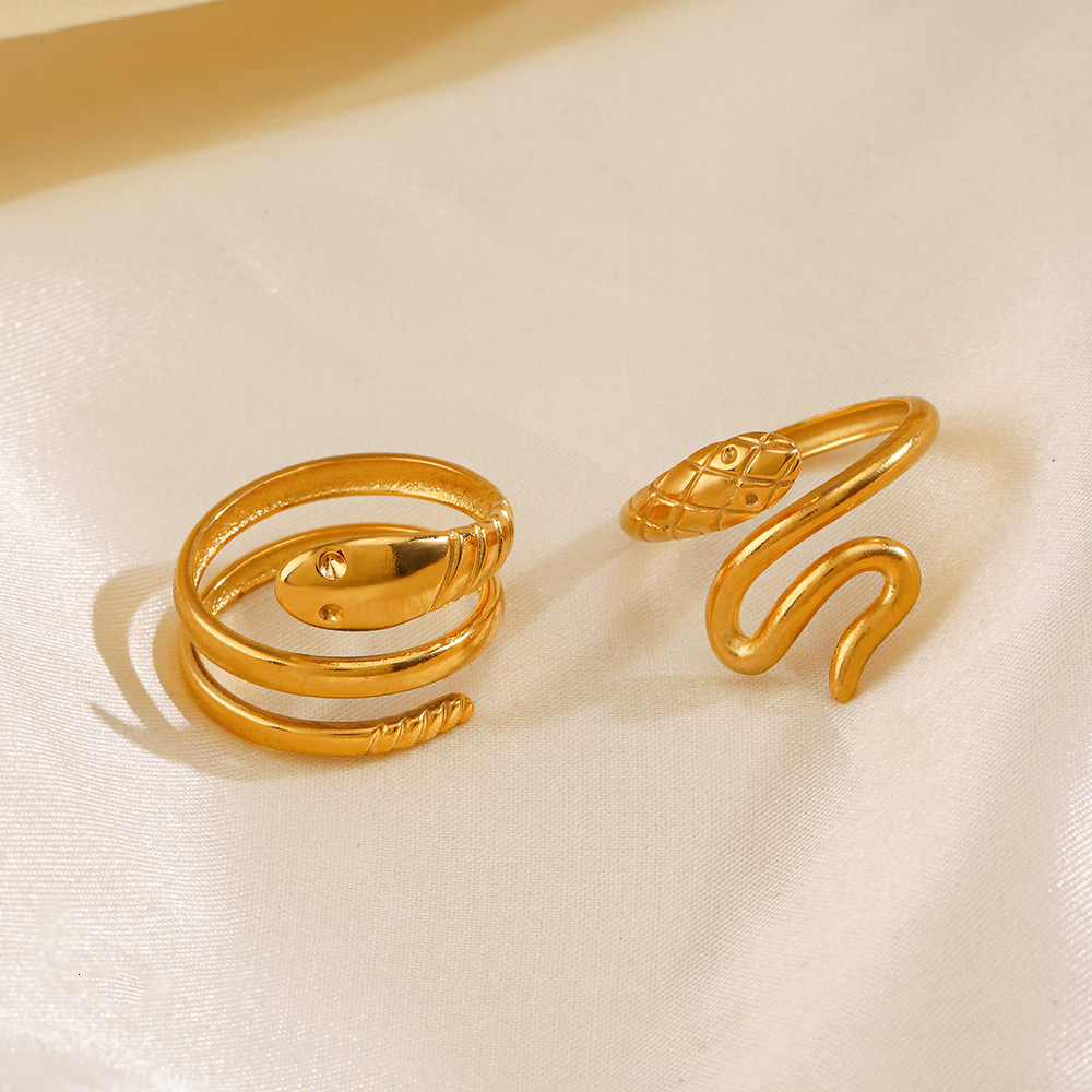 Fashionable and popular shaped stainless steel ring, French titanium plated gold snake ring jewelry
