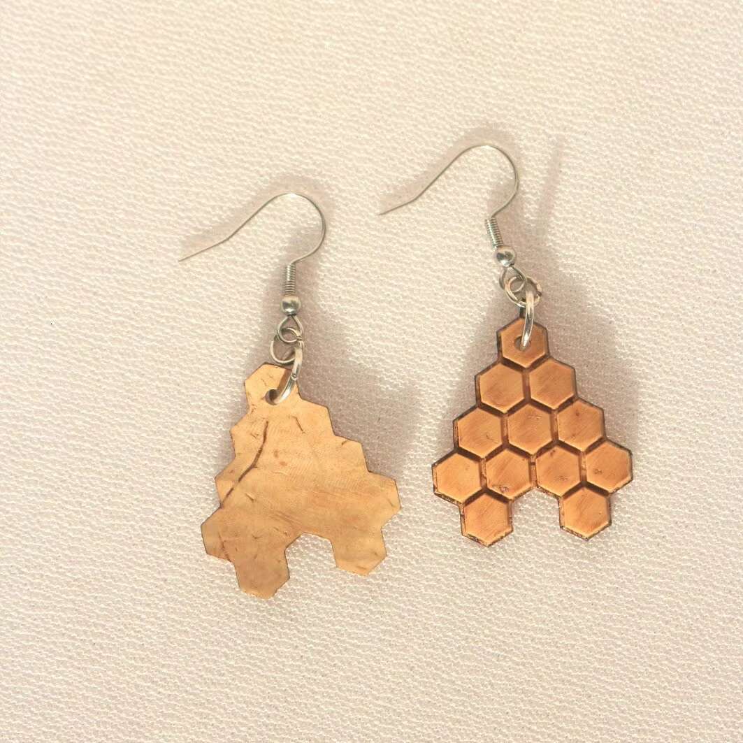 Coconut necklace, handmade women's earrings, jewelry, natural and environmentally friendly, hand carved coconut statue, Hawaii fashion